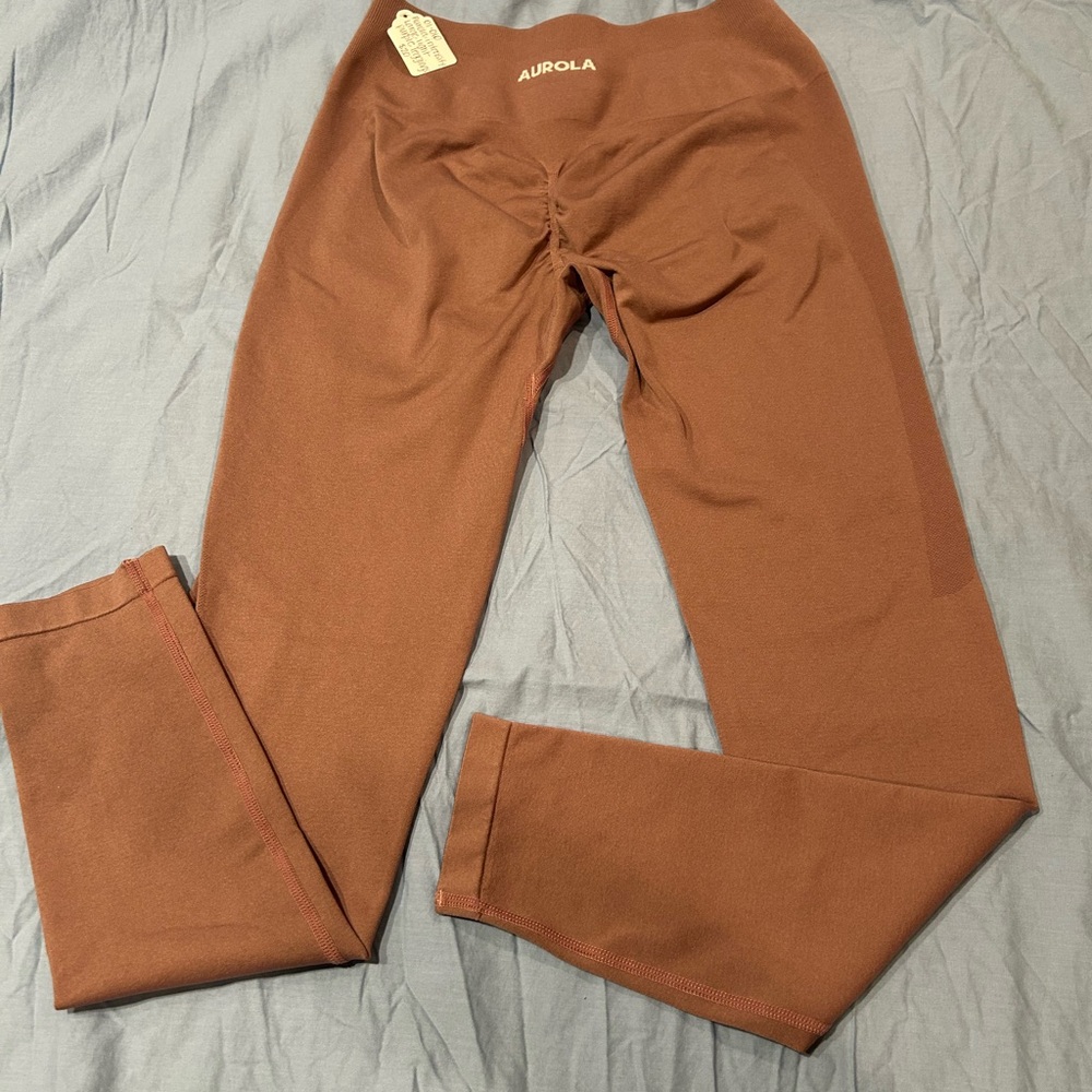 Aurola 7/8 length Intensify Large Light Purple Rear-enhancing Leggings